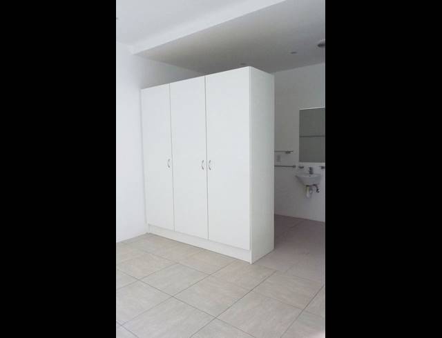 1 bed property to rent in WOODSTOCK